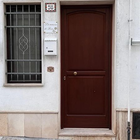 La Maison De Rose Ostuni Bagian luar foto